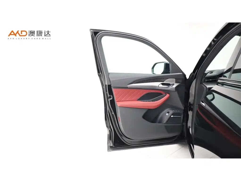 Audi Q6 2024 45 TFSI quattro Black Warrior Edition 7-seater фото 11