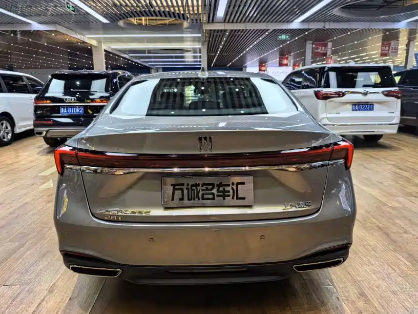 Buick LaCrosse 2025 2025 Model 28T Platinum Edition