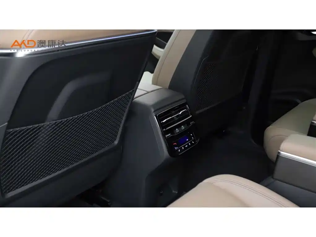 Audi Q6 2024 45 TFSI quattro Qi Yun Yu Lin Package 6-seater фото 10