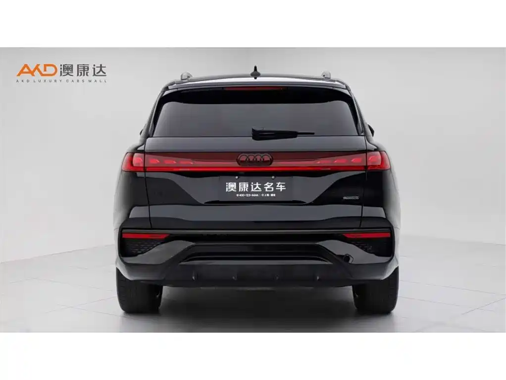 Audi Q6 2024 45 TFSI quattro Black Warrior Edition 7-seater фото 4