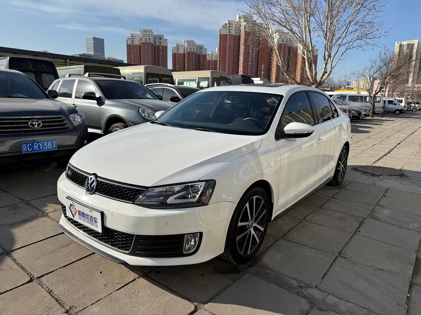 Volkswagen Sagitar 2013 2.0TSI GLI