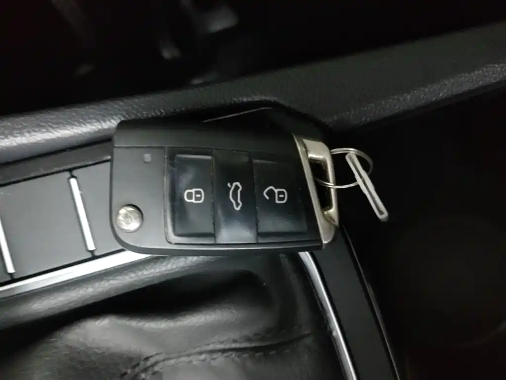 Volkswagen Sagitar 2022 280TSI DSG Soaring Edition фото 9