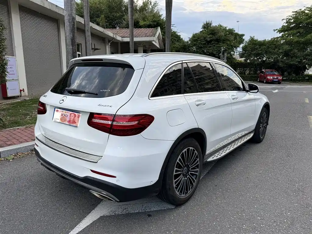 Mercedes-Benz GLC 2018 Facelift GLC 260 4MATIC Dynamic фото 9