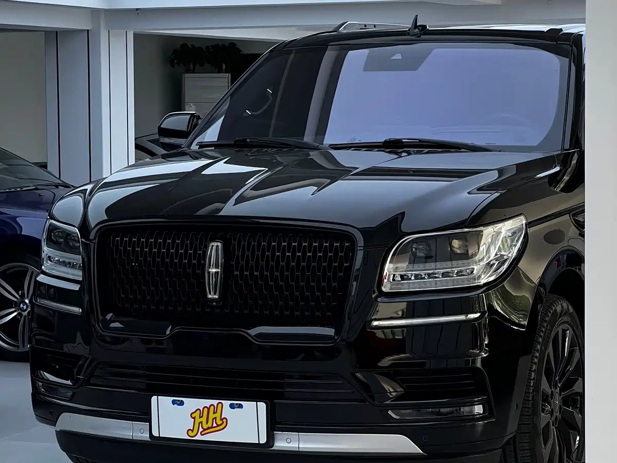 Lincoln Navigator 2019 3.5T Ultimate China VI фото 38