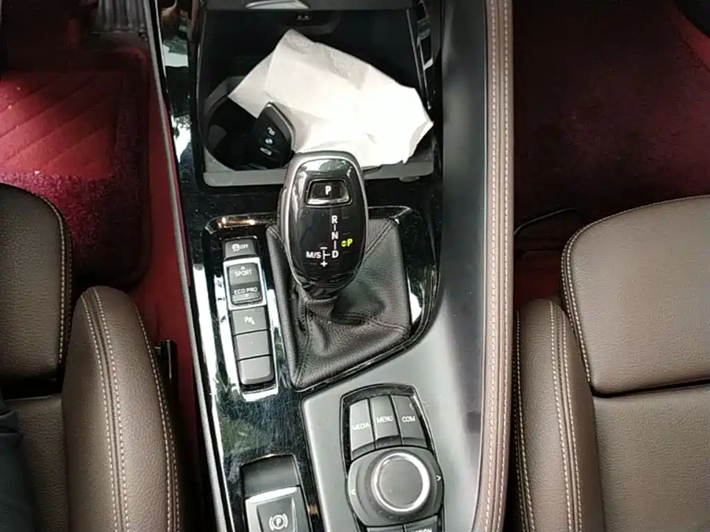 BMW X2 2020 sDrive25i Leading M Off-Road Package фото 14