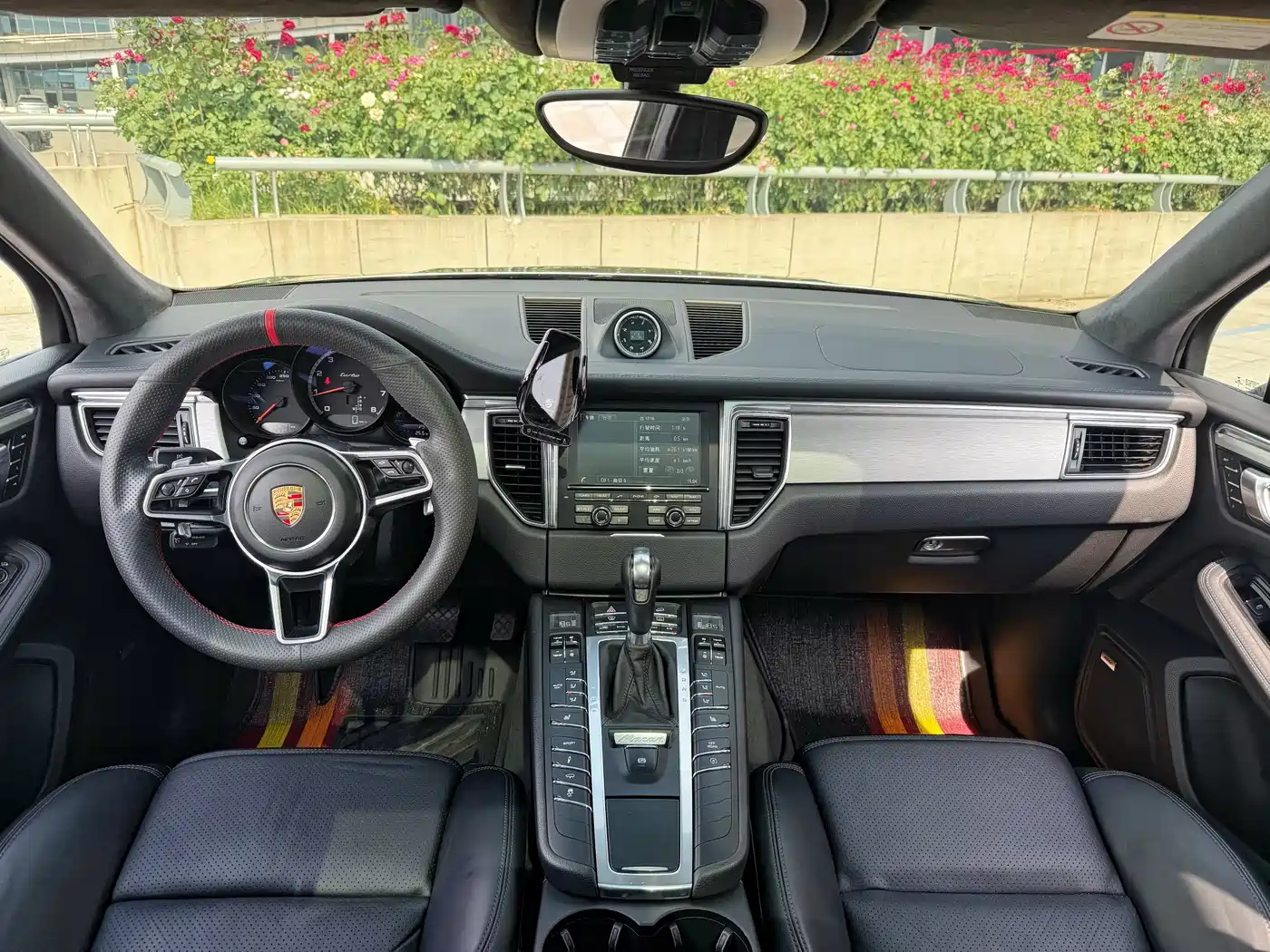 Porsche Macan 2014 Macan Turbo 3.6T фото 6