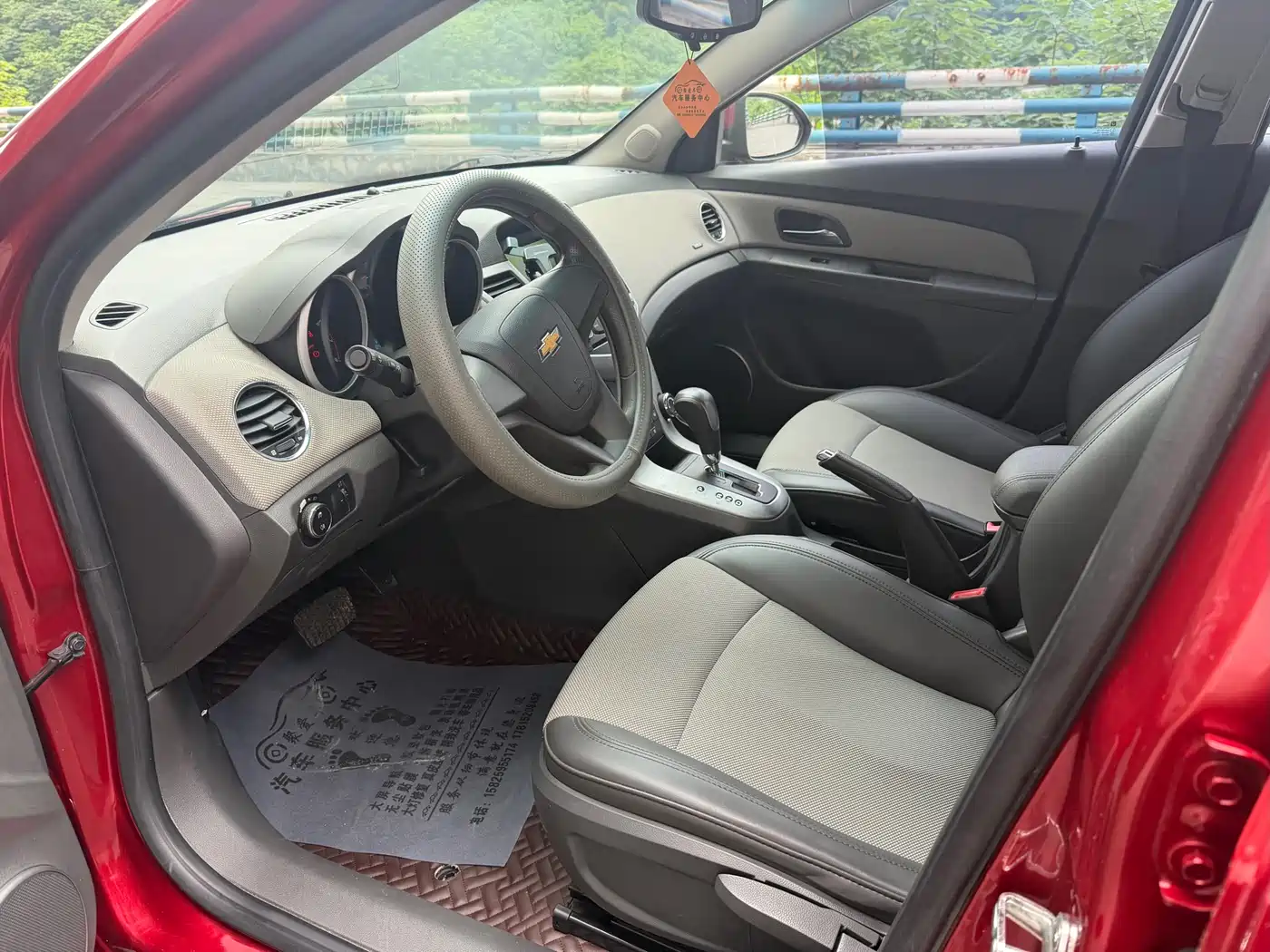 Chevrolet Cruze 2013 Model 1.8L SE AT фото 7
