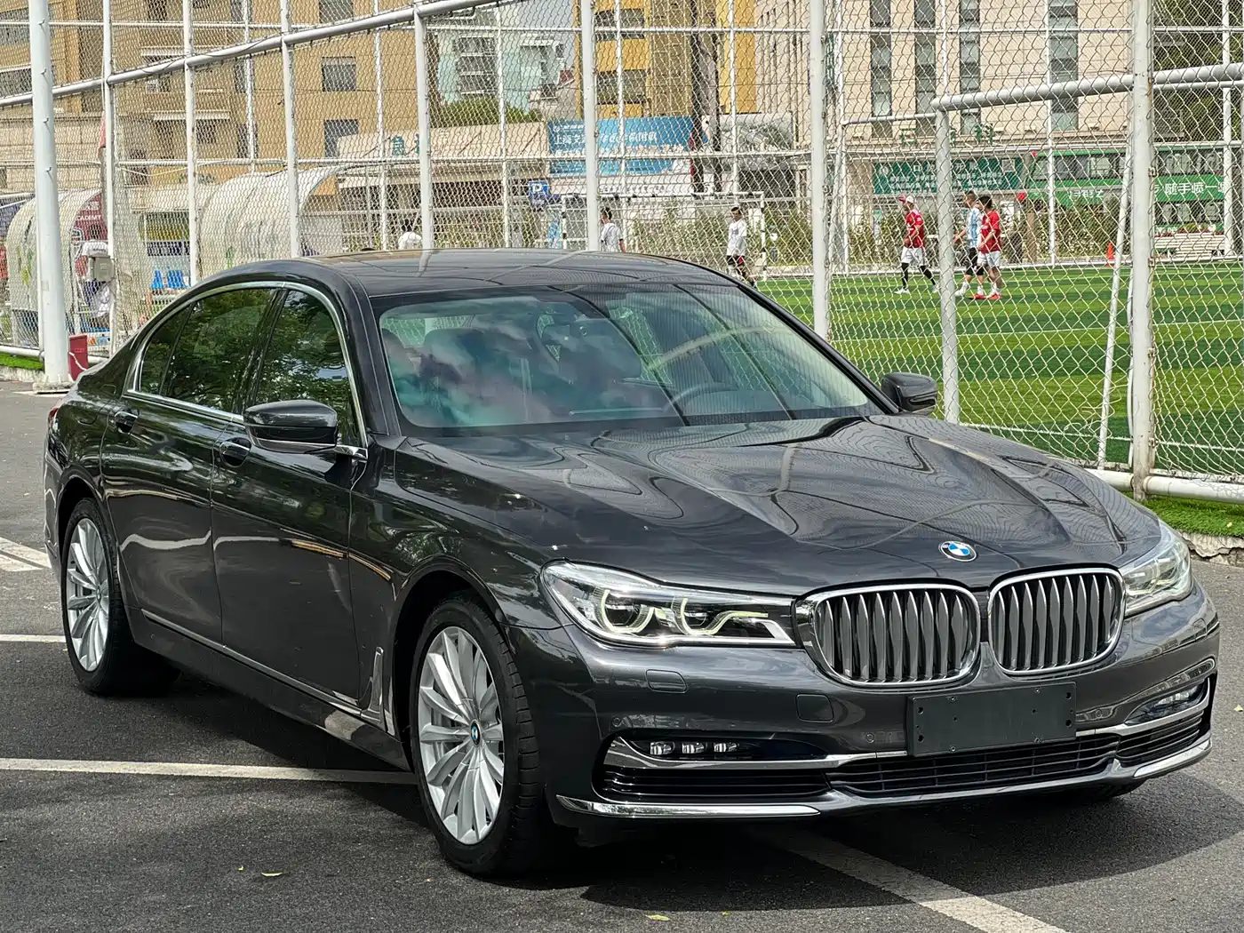 BMW 7 Series 2017 740Li Leading Edition фото 3