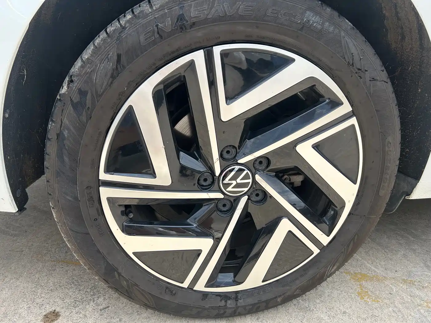 Volkswagen Sagitar 2023 280TSI DSG Surpass Plus Edition фото 9
