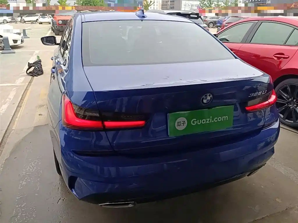 BMW 3-SERIES