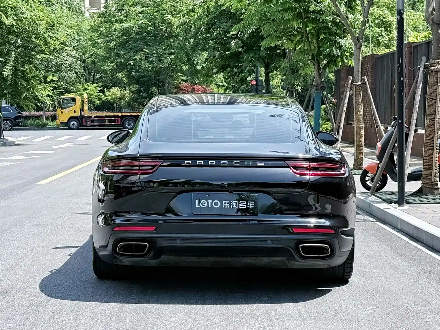 Porsche Panamera 2017 Panamera 4 Executive Long Wheelbase 3.0T фото 5