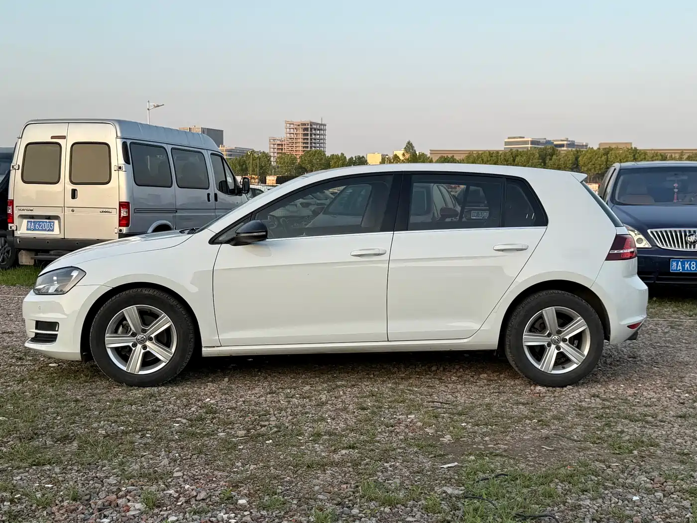 Volkswagen Golf 2017 230TSI Auto Comfort Millionth Anniversary Edition фото 13