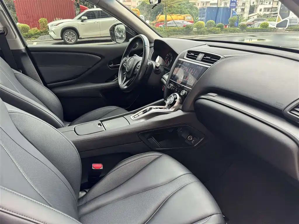 Фото 28 - Acura CDX