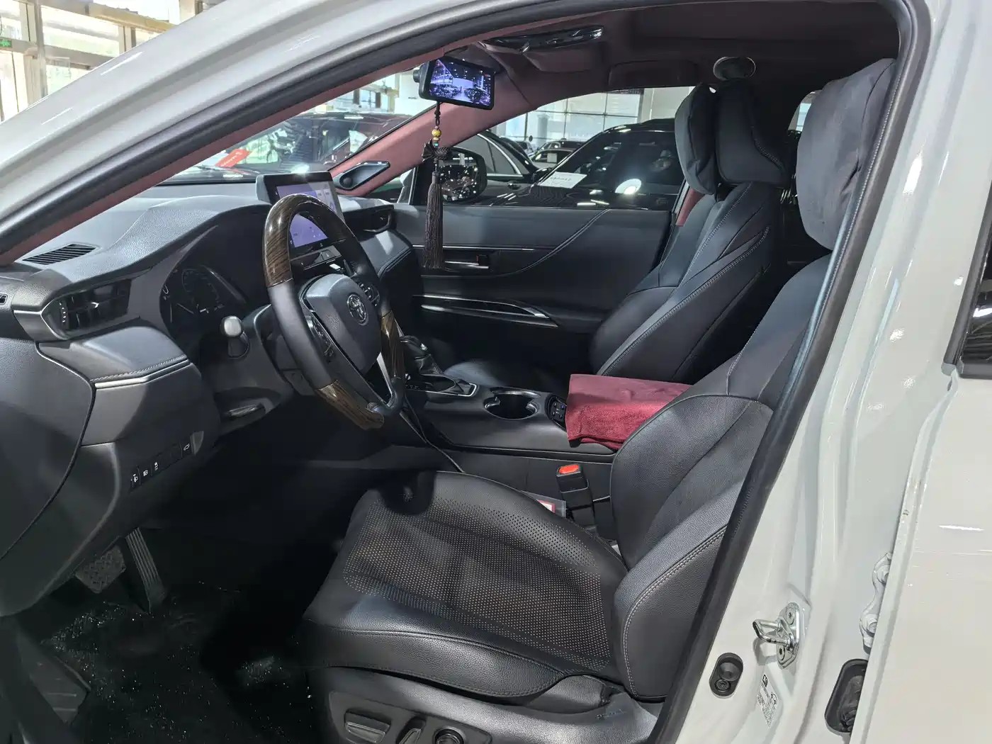 Toyota Venza 2024 2023 2.5L Smart Hybrid FWD Premium