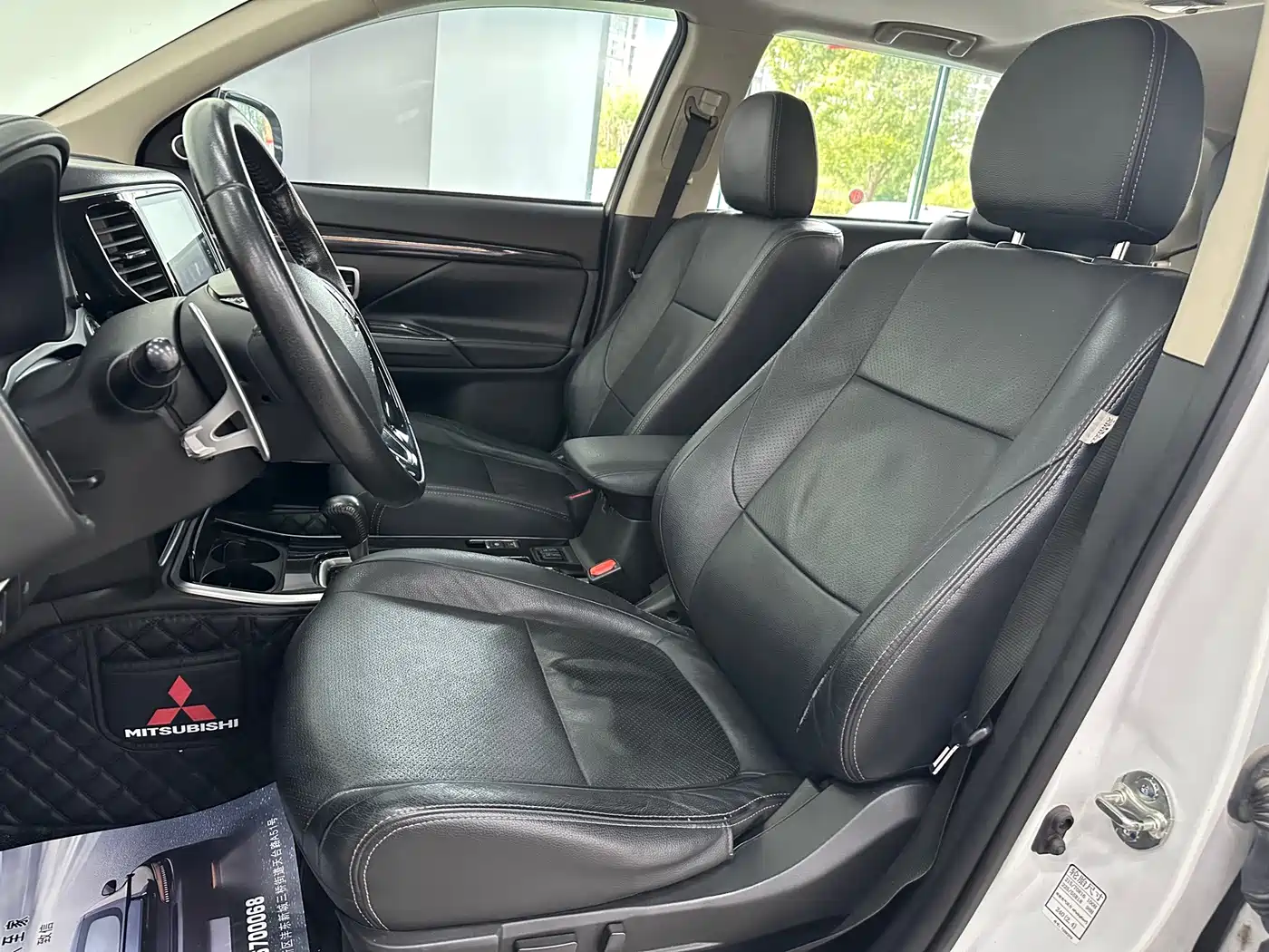 Mitsubishi Outlander 2017 2018 2.4L 4WD Luxury Edition 7-seater