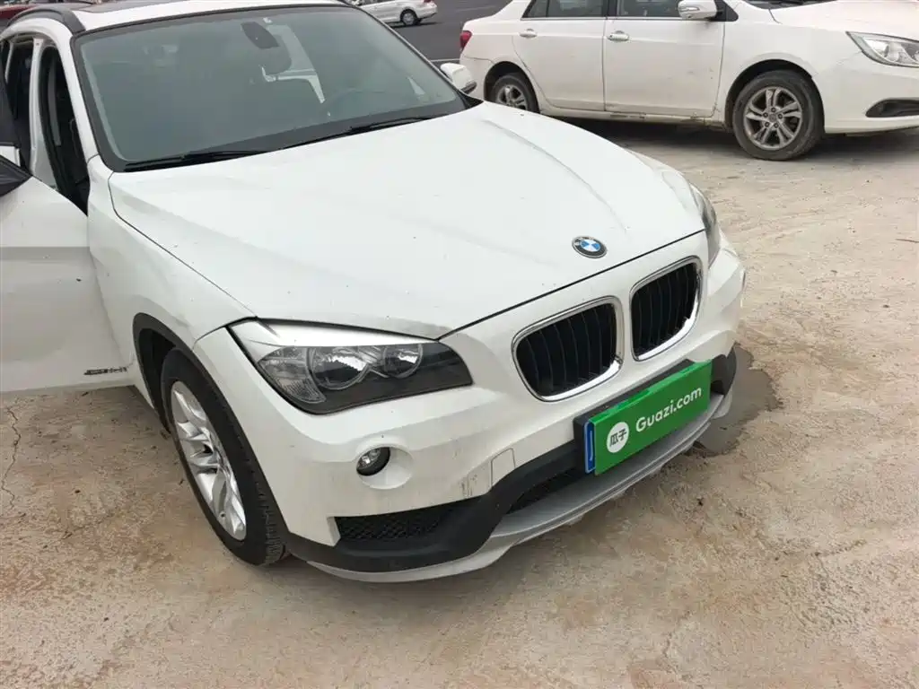 BMW X1 2015 Model sDrive18i Fashion Advanced Edition фото 4
