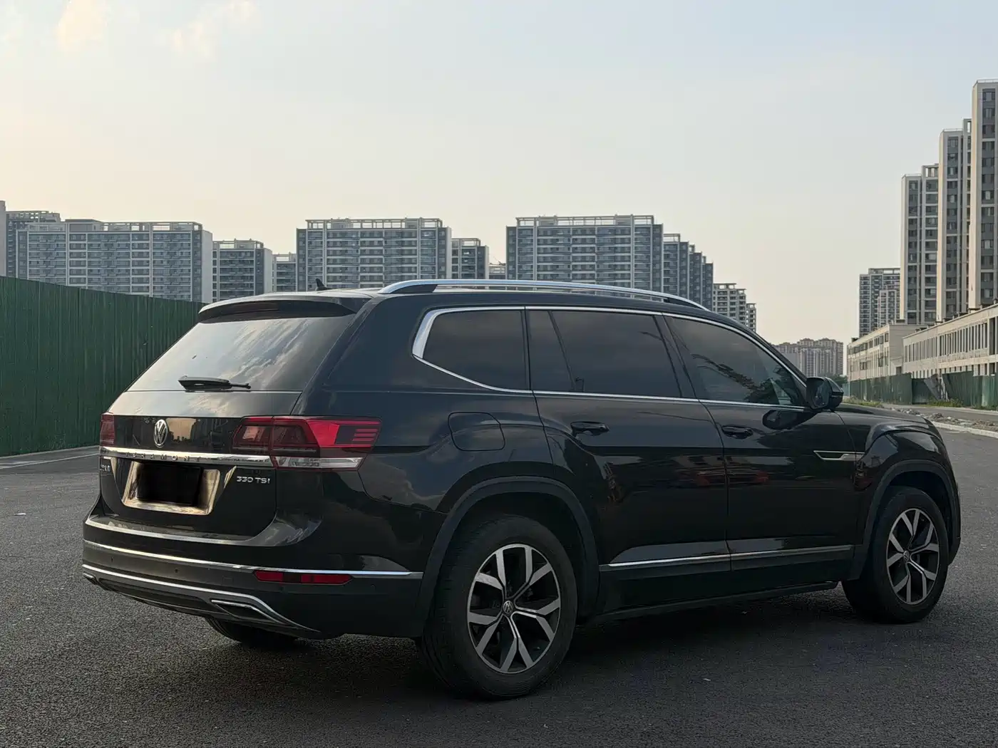 Volkswagen Teramont 2019 330TSI 2WD Luxury China VI фото 4
