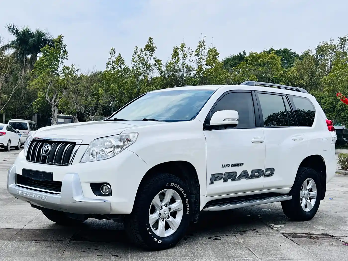 Toyota Prado 2010 4.0L Automatic TX фото 3