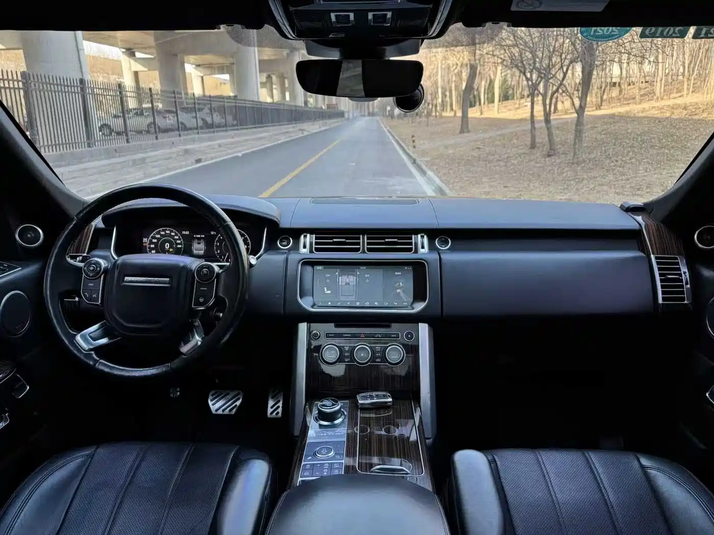 Land Rover Range Rover 2017 3.0 SC V6 Vogue LWB (Long Wheelbase) фото 8