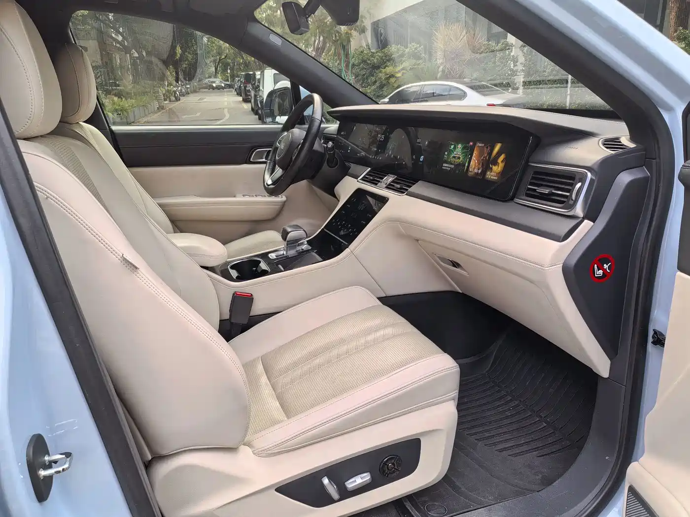 Фото 21 - Li Auto Li ONE