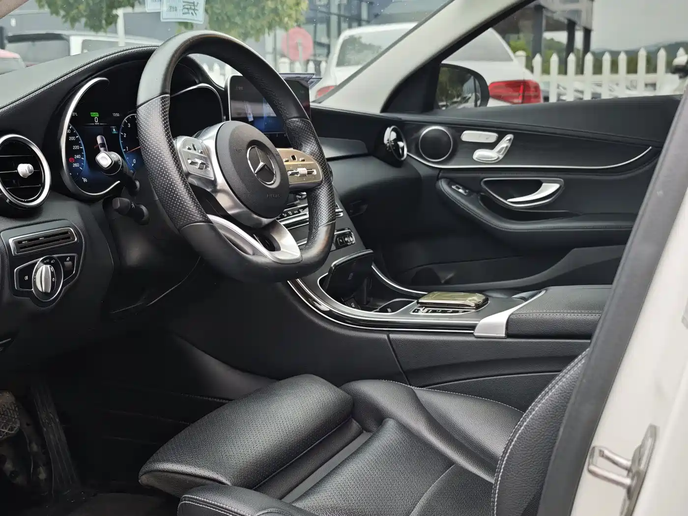 Mercedes-Benz C-Class 2020 C 260 L Sport фото 6