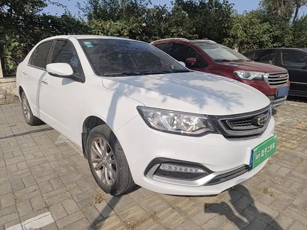 Фото 4 - Geely Vision