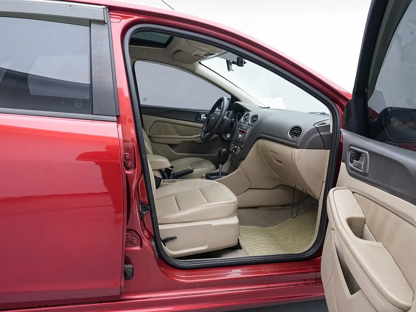 Ford Focus 2011 2011 Hatchback 1.8L Automatic Fashion