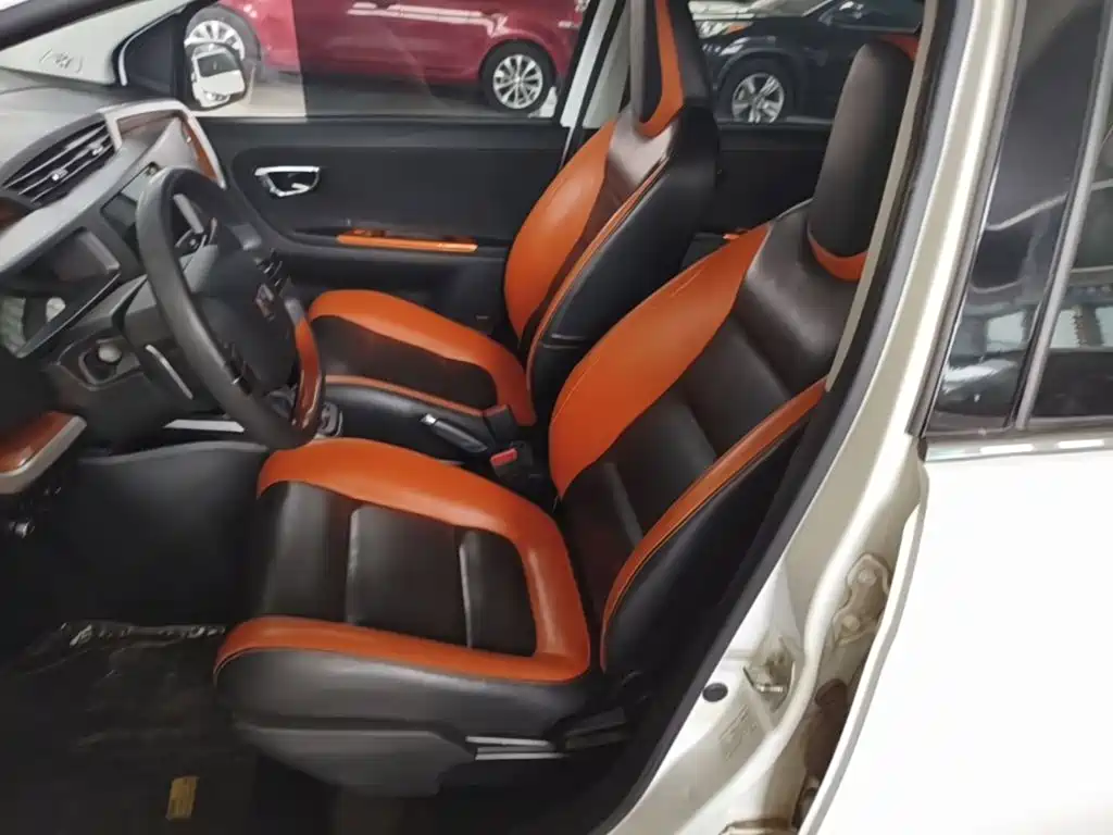 Geely Yuanjing X1 2017 2017 1.3L Auto Fun Edition