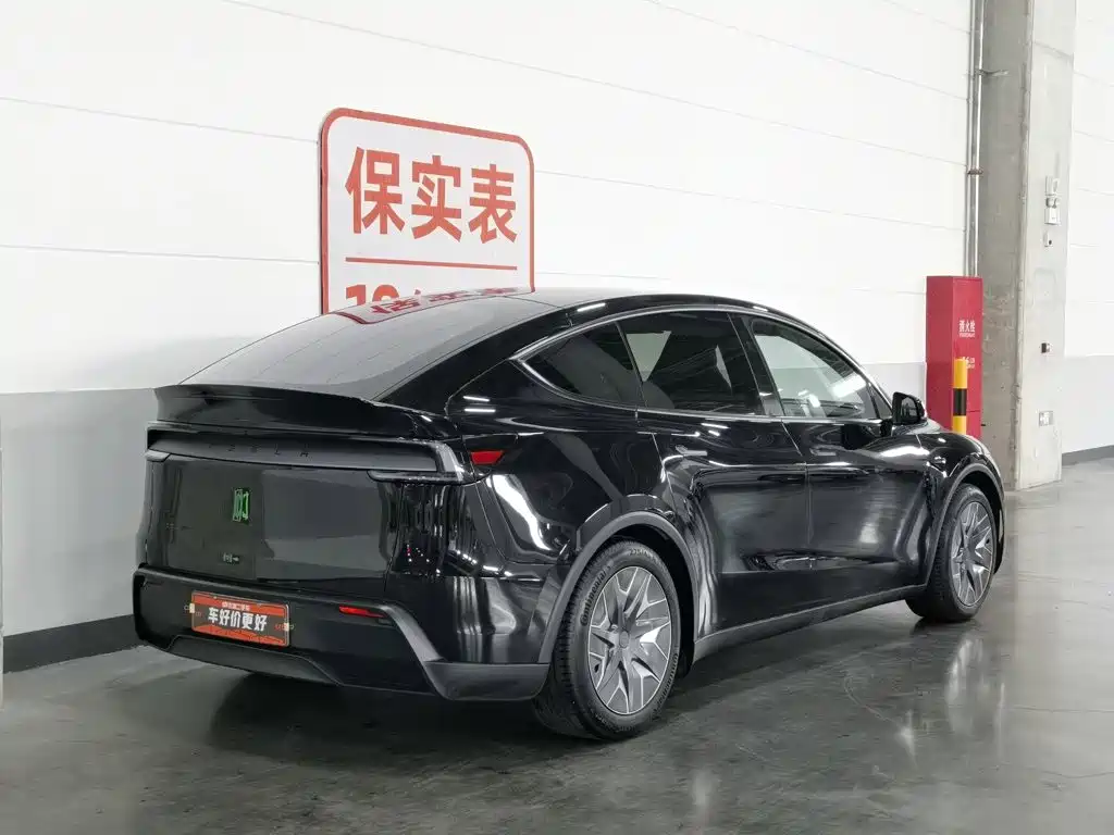 Tesla Model Y L 2025 2025 Facelift Long Range AWD