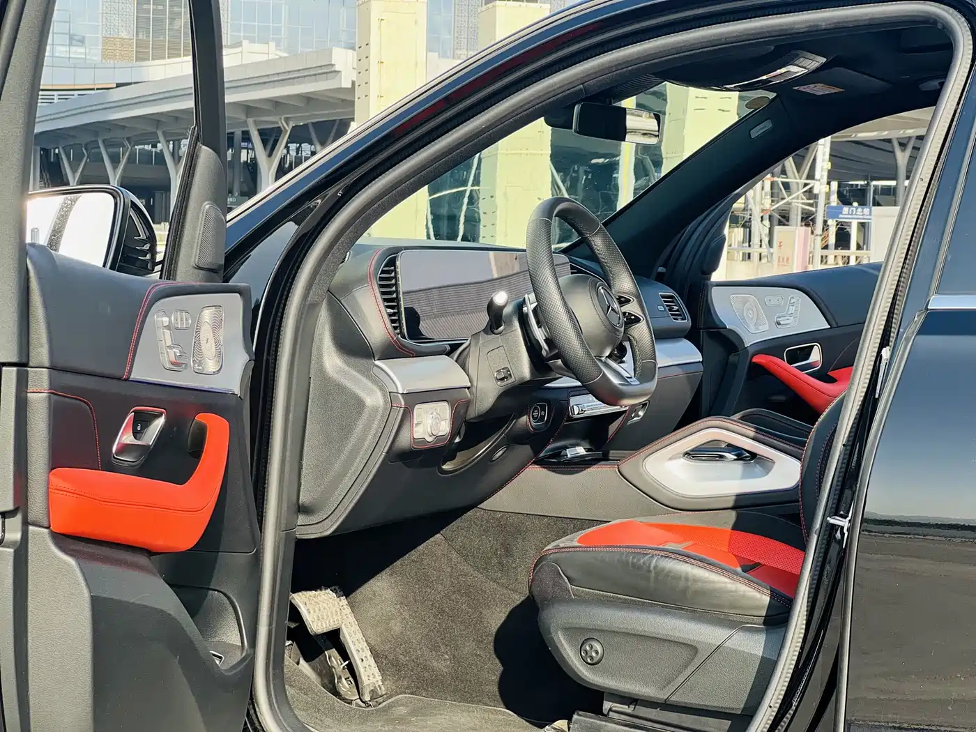 Mercedes-Benz GLE AMG 2024 AMG GLE 53 4MATIC+ фото 4