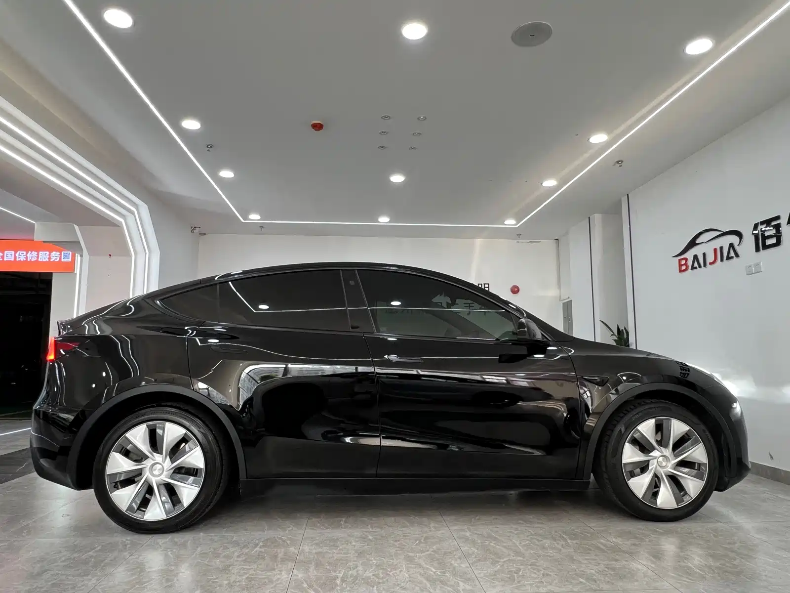 Фото 7 - Tesla Model Y