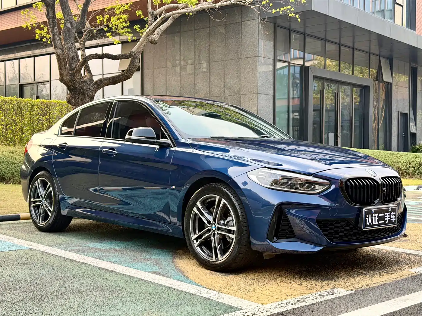BMW 1 Series 2021 125i M Sport Black Night Edition фото 3