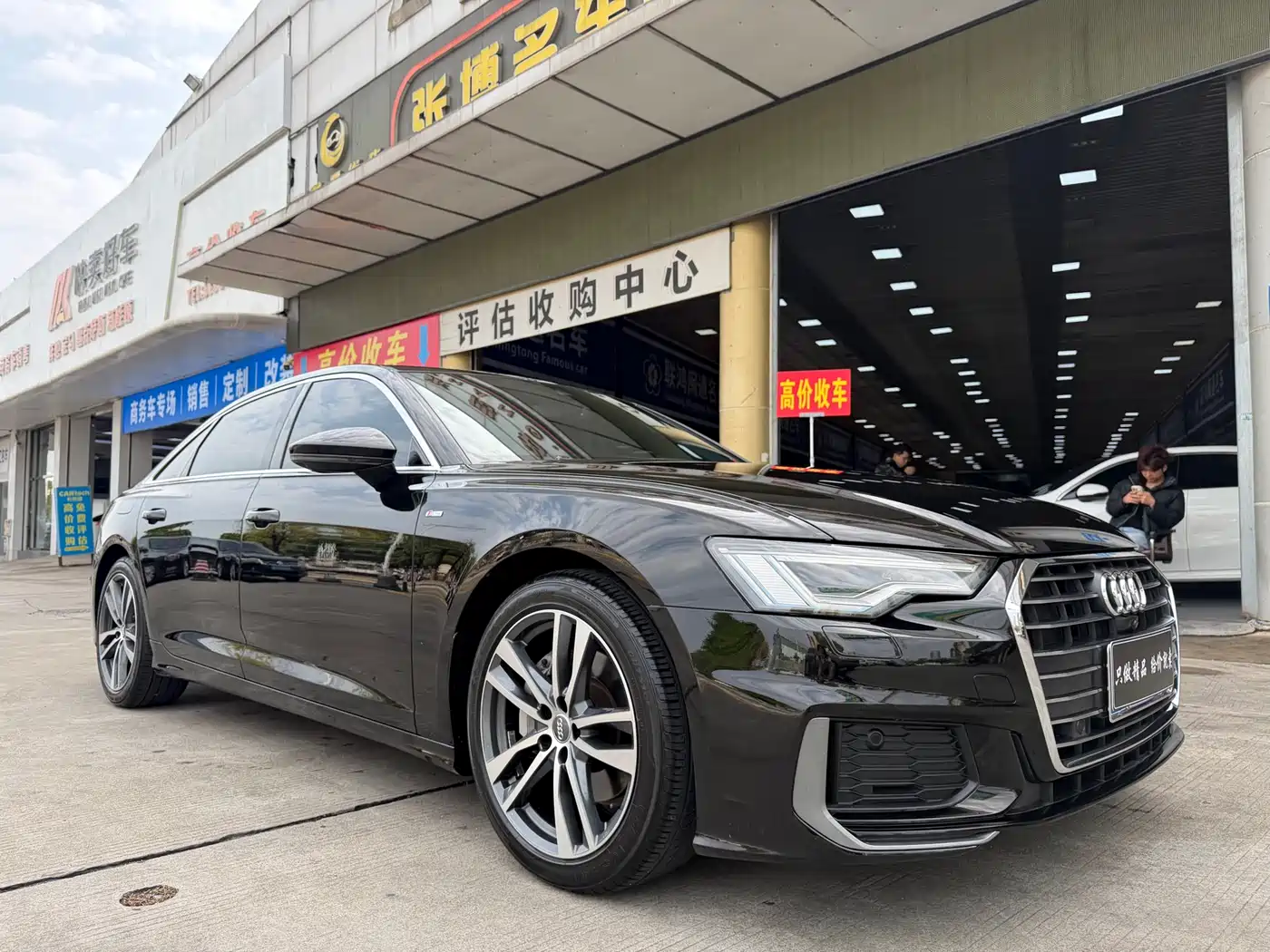 Audi A6L 2020 40 TFSI Luxury Dynamic фото 2