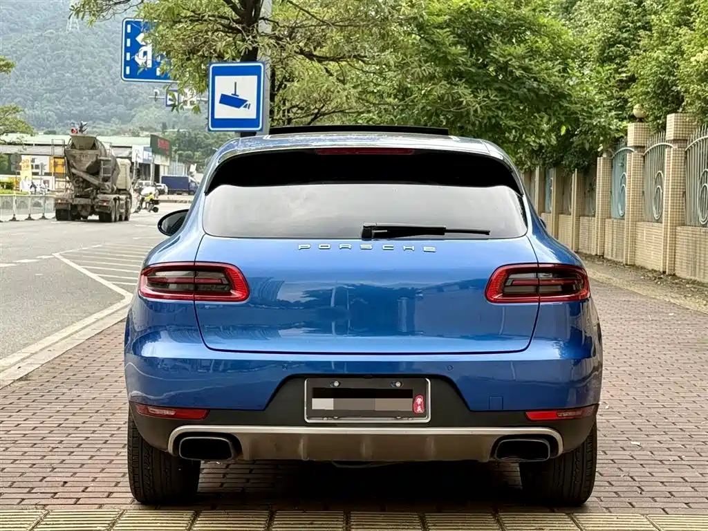 Porsche Macan 2016 Macan 2.0T фото 8