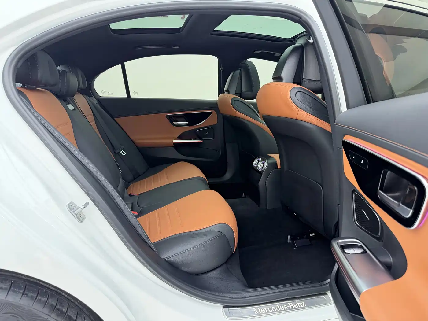 Mercedes-Benz C-Class 2024 Facelift C 260 L Sport фото 19