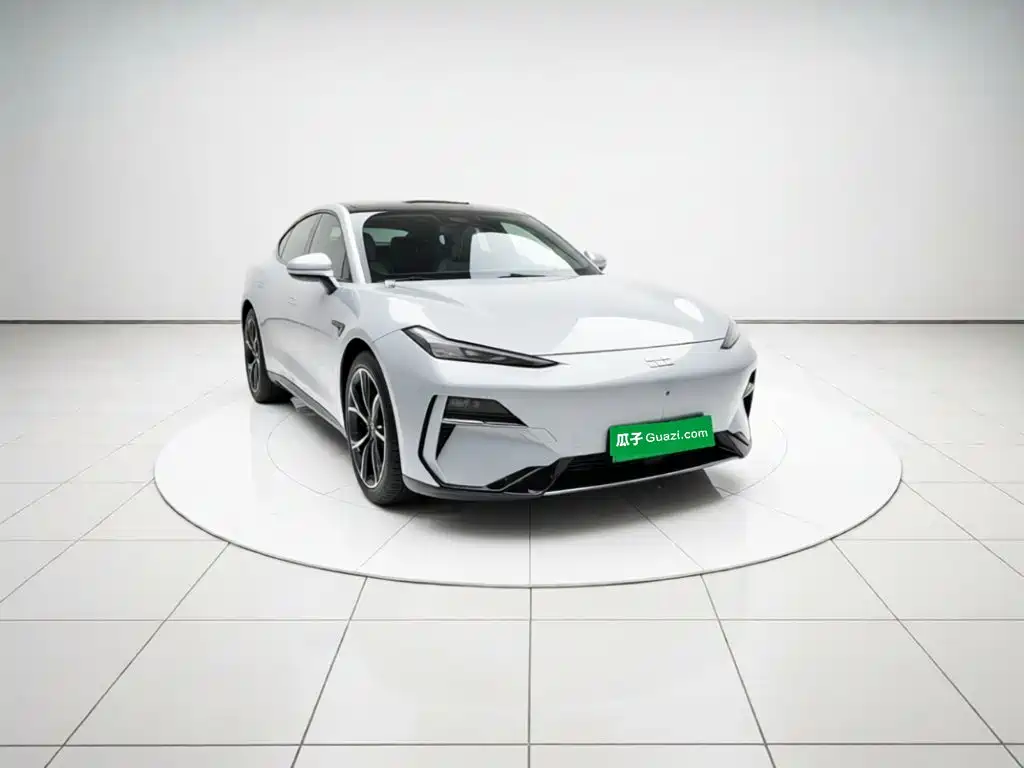 Geely Galaxy Galaxy E8 2024 2024 665km RWD Starship Voyager Edition