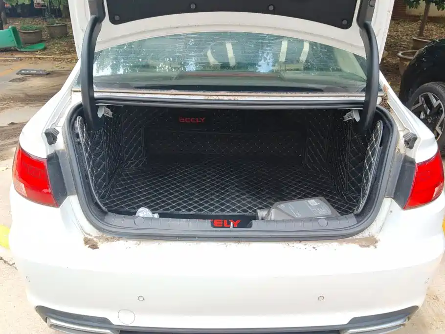 Geely Emgrand GL 2017 2018 1.4T DCT Elite Smart Connection
