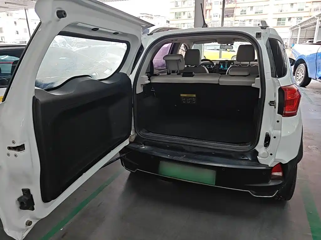 BYD Yuan Pro 2022 2021 401KM Luxury Model