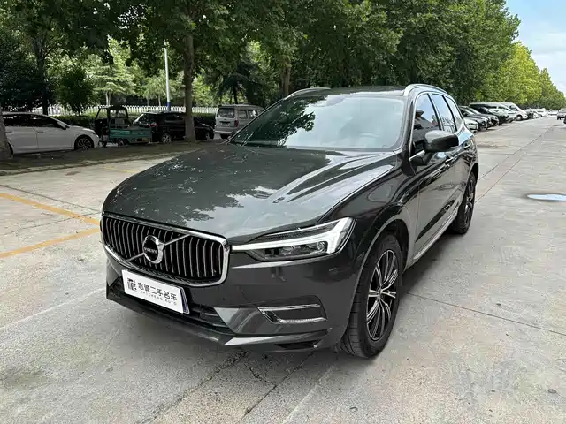Volvo XC60 2021