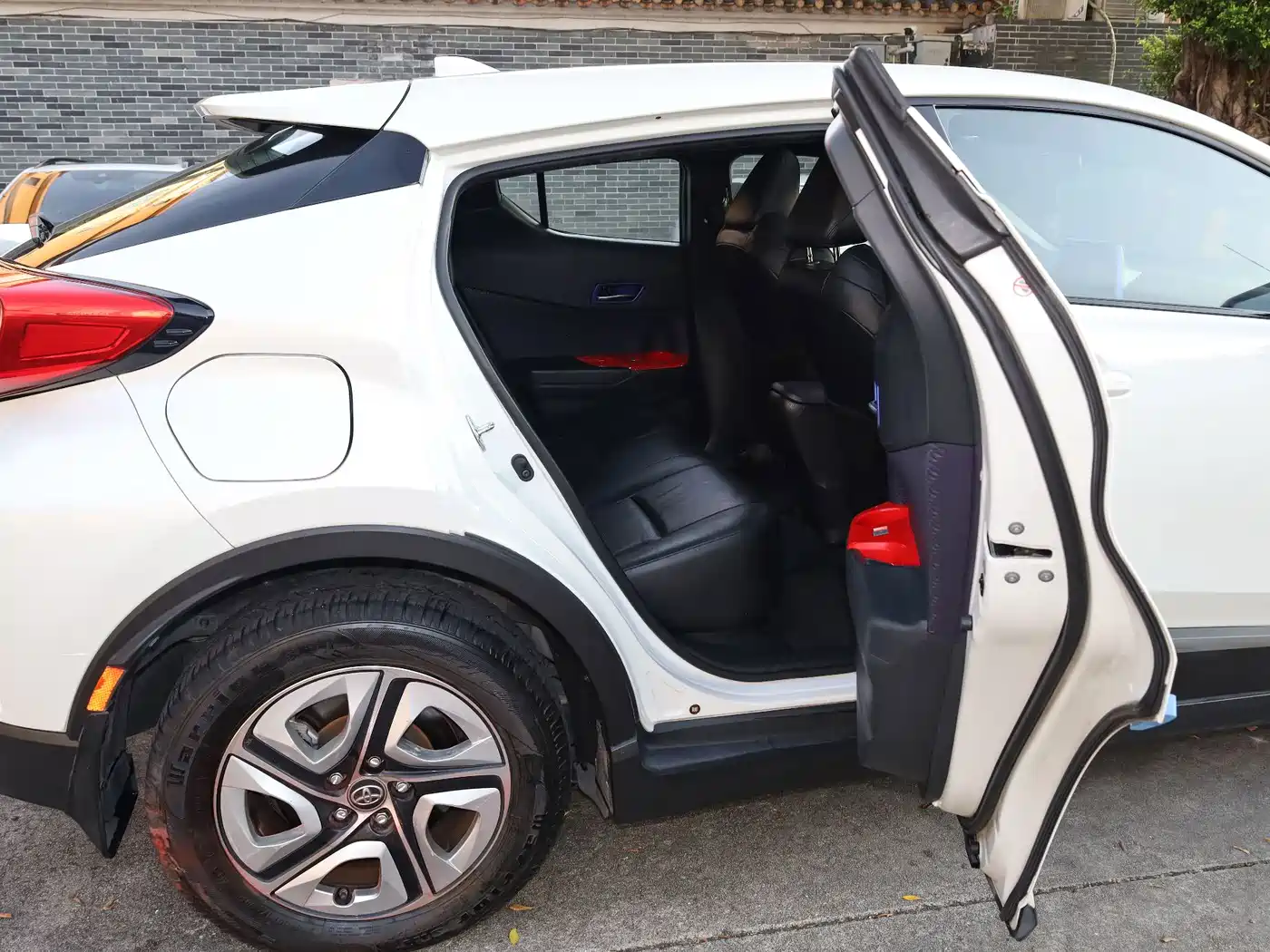 Toyota IZOA E-engine 2021 2020 E·Smart Enjoy Edition