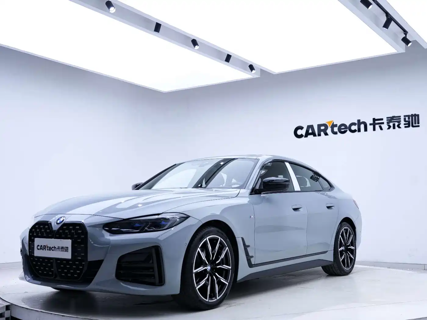 BMW 4 Series 2023 425i Gran Coupe M Sport Shadowline Package фото 8