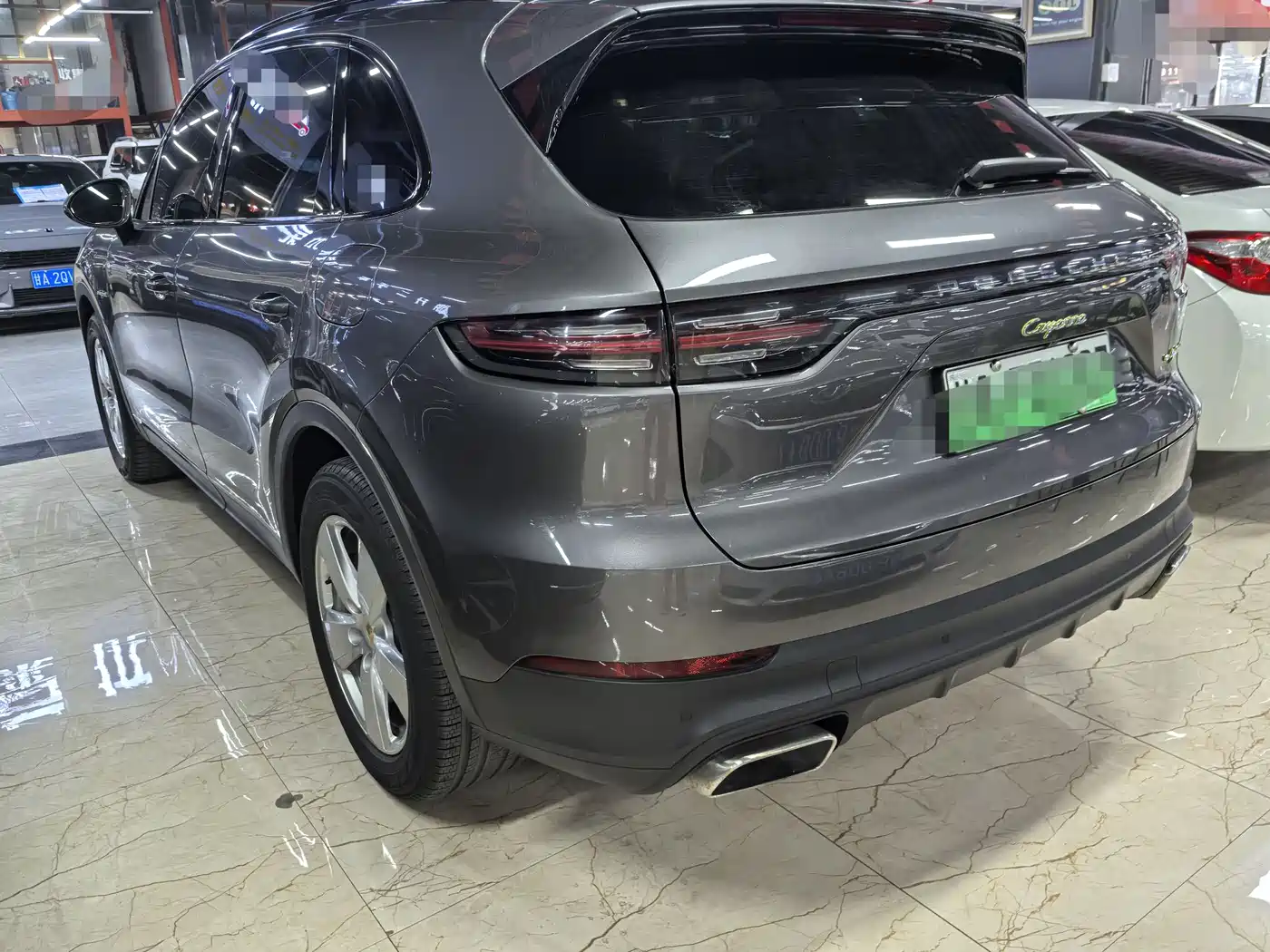 Porsche Cayenne New Energy 2019 Cayenne E-Hybrid 2.0T фото 4
