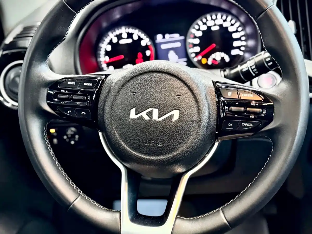 Kia KX1 2021 1.4L CVT Fun Sunroof Version фото 23