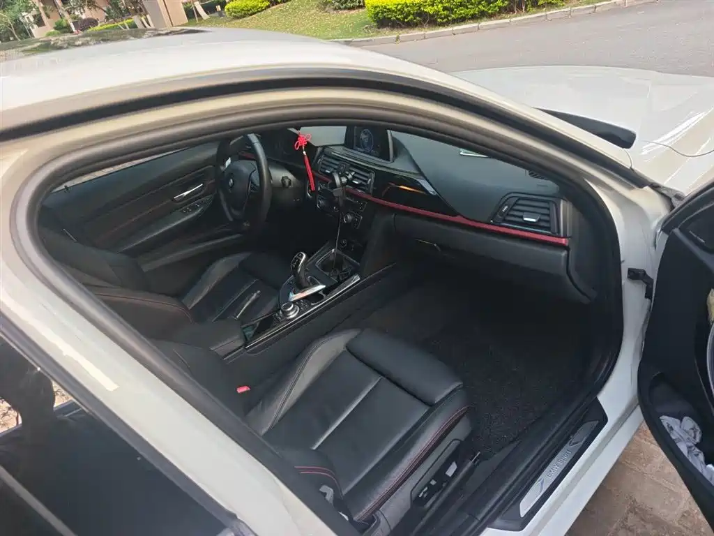 BMW 3 Series 2015 320i Sport Design Package фото 22