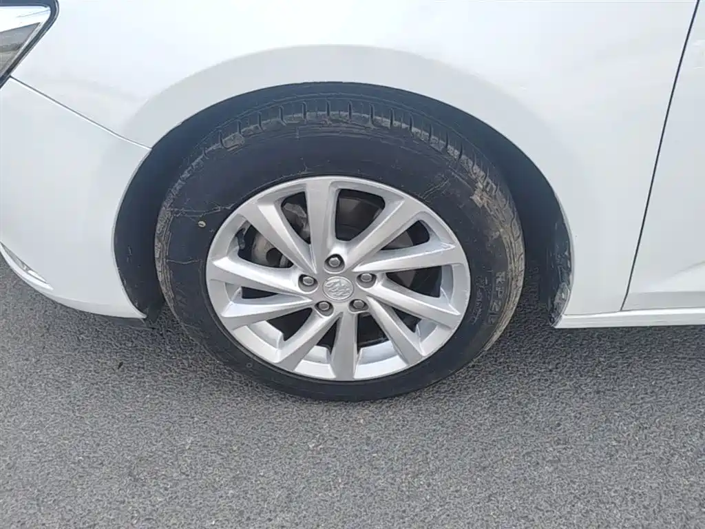 Buick Verano 2017 Sedan 15S Automatic Leading фото 23