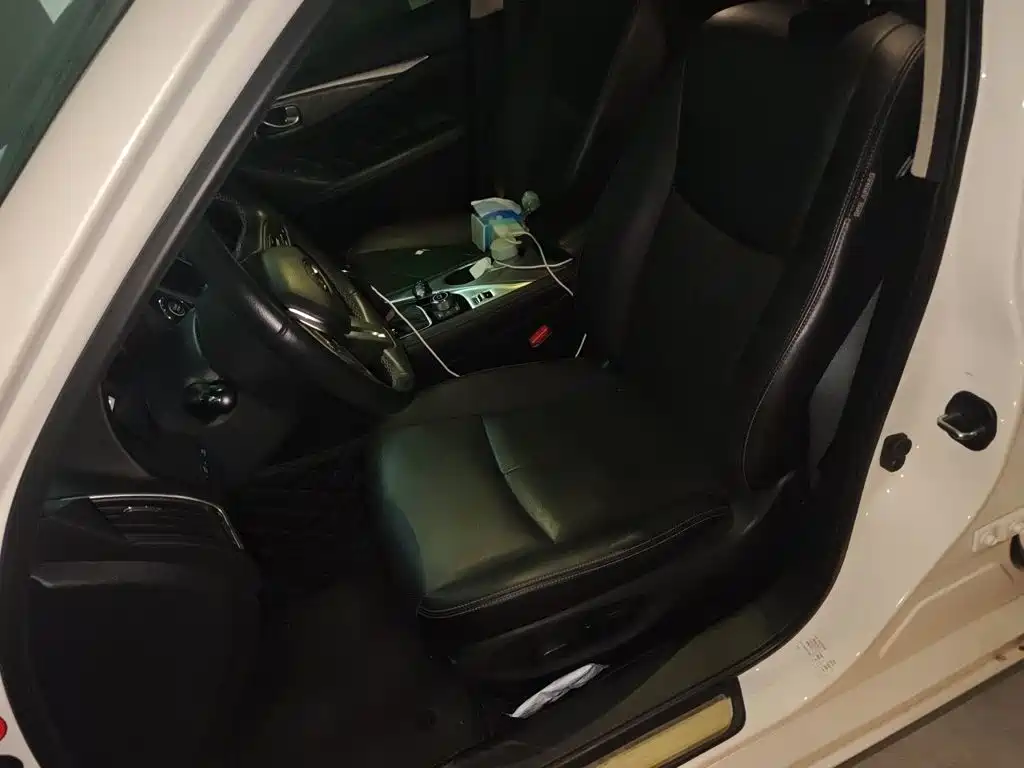 Infiniti Q50L 2021 2021 2.0T Leisure
