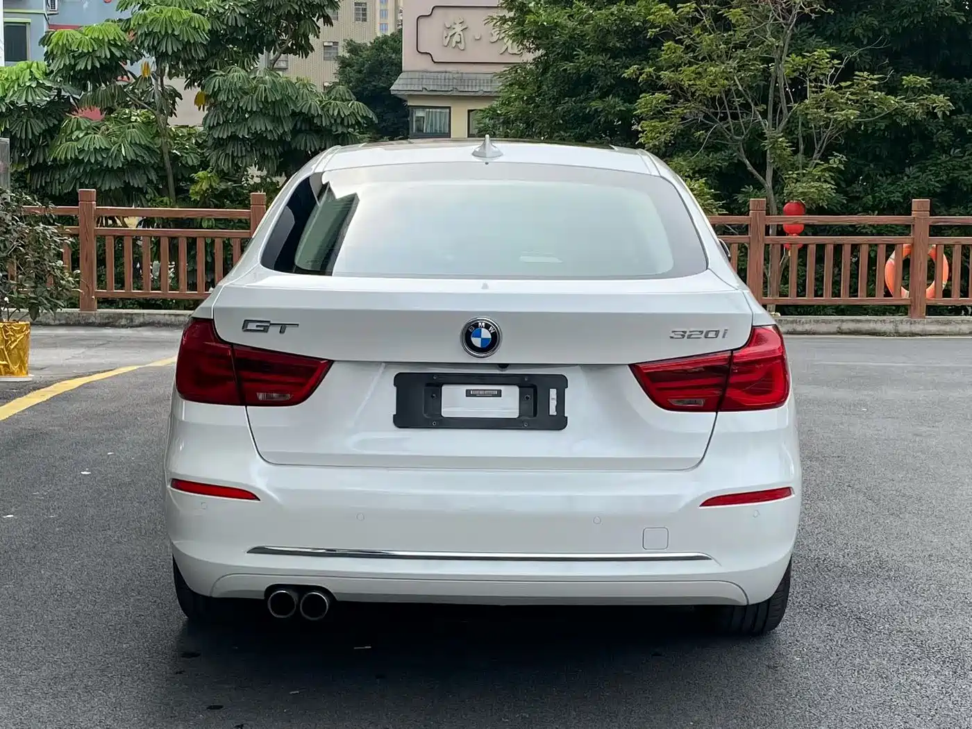 BMW 3 Series GT 2017 320i Luxury Design Package фото 8