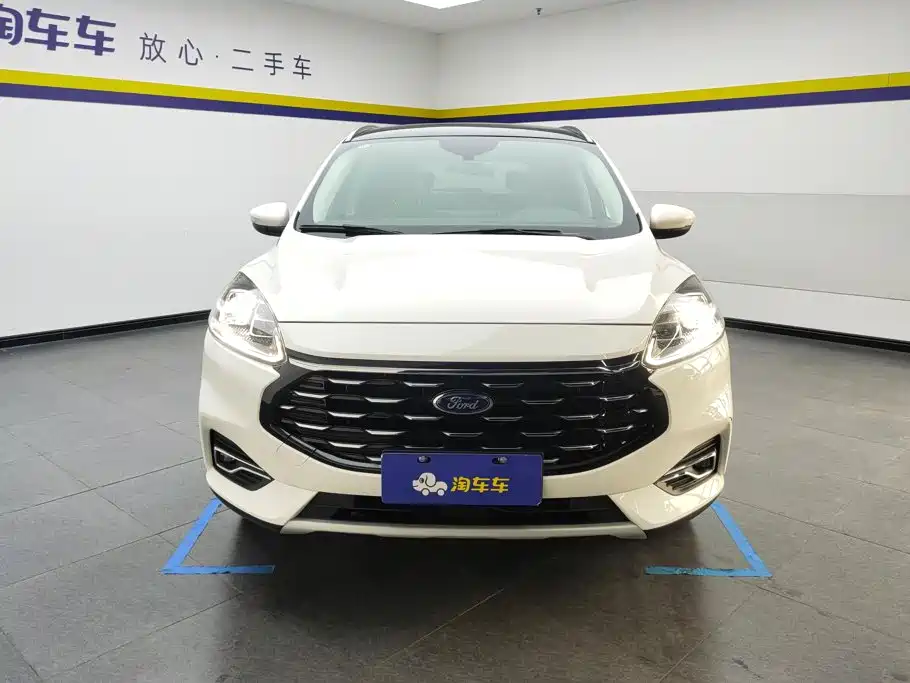 Ford Escape 2021 2020 EcoBoost 245 2WD Premium Edition