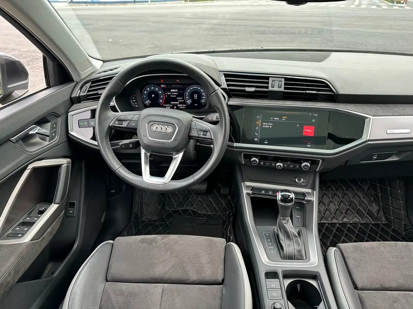 Audi Q3 2019 35 TFSI Progressive Sport фото 16