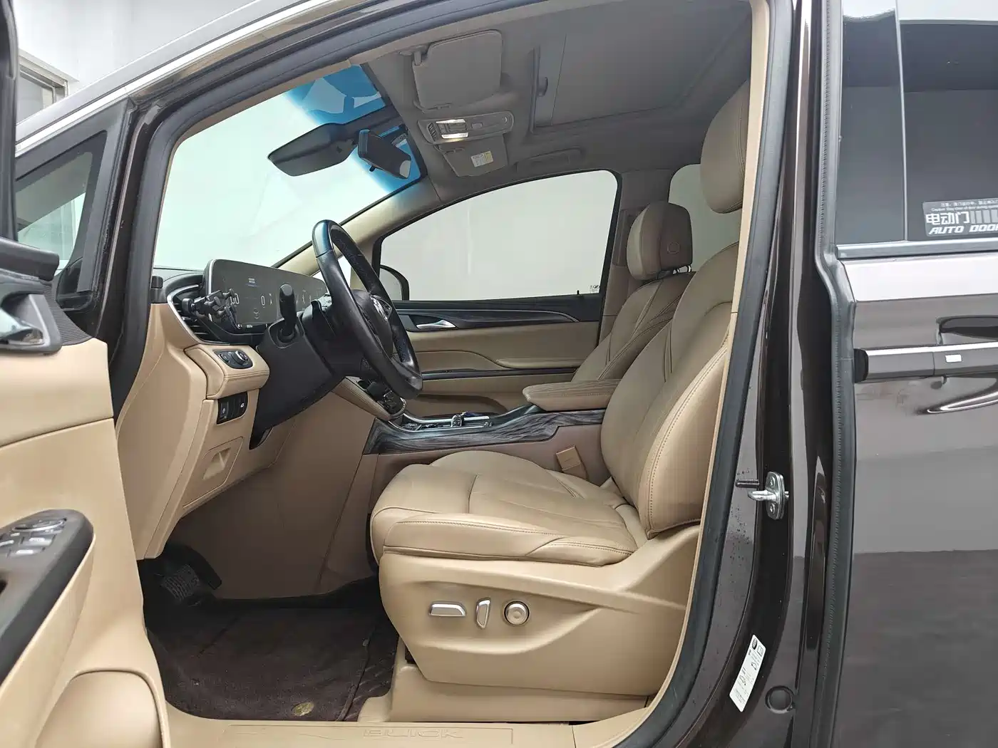 Buick GL8 2021 ES Landlord 653T Premium фото 9